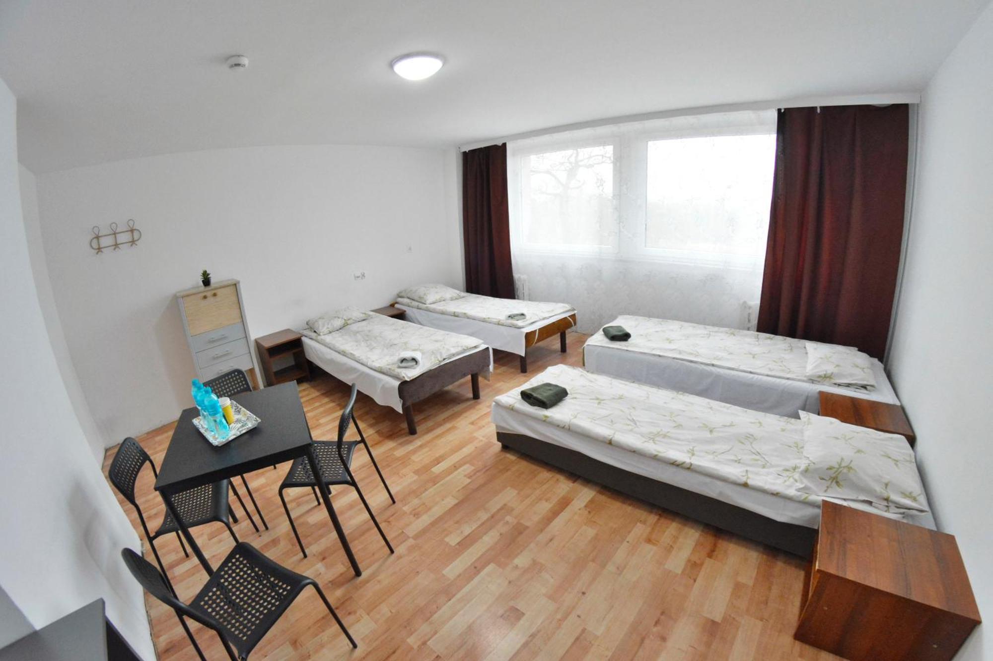Twoj Hostel Bytom Esterno foto